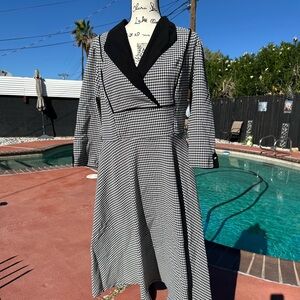 Unique Vintage Black and White Houndstooth Dress